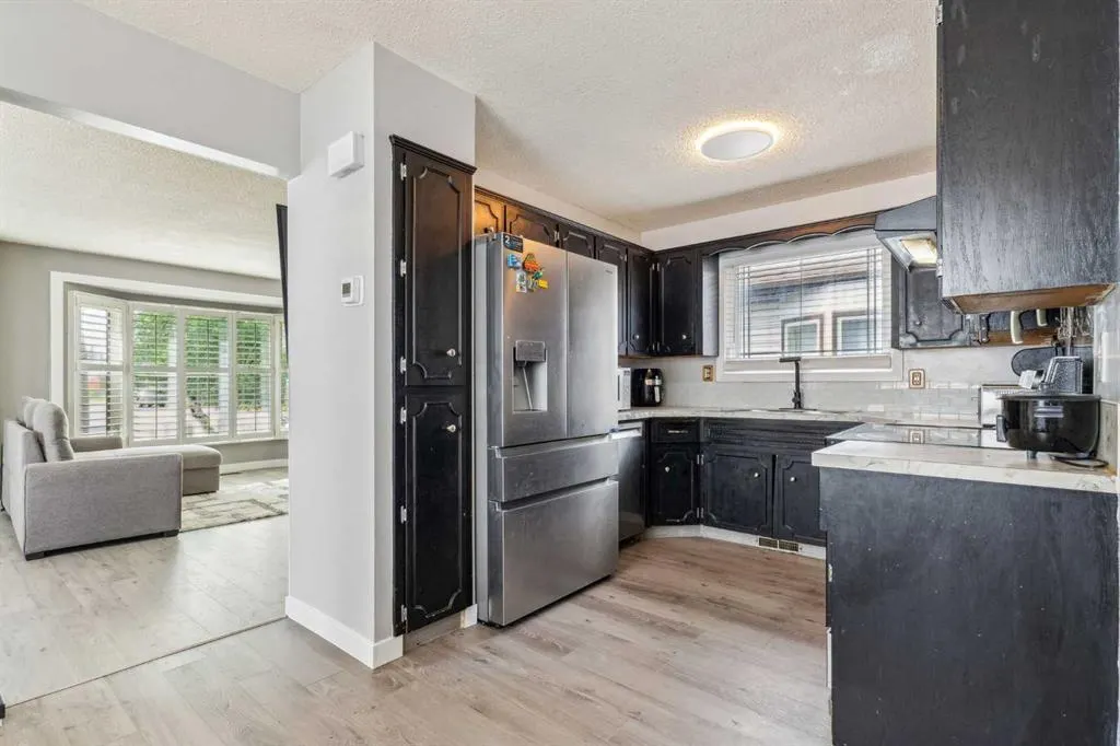 32 Tararidge Drive NE