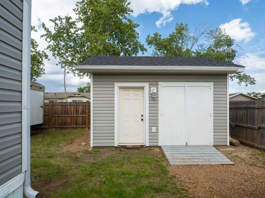 129 Grey Crescent