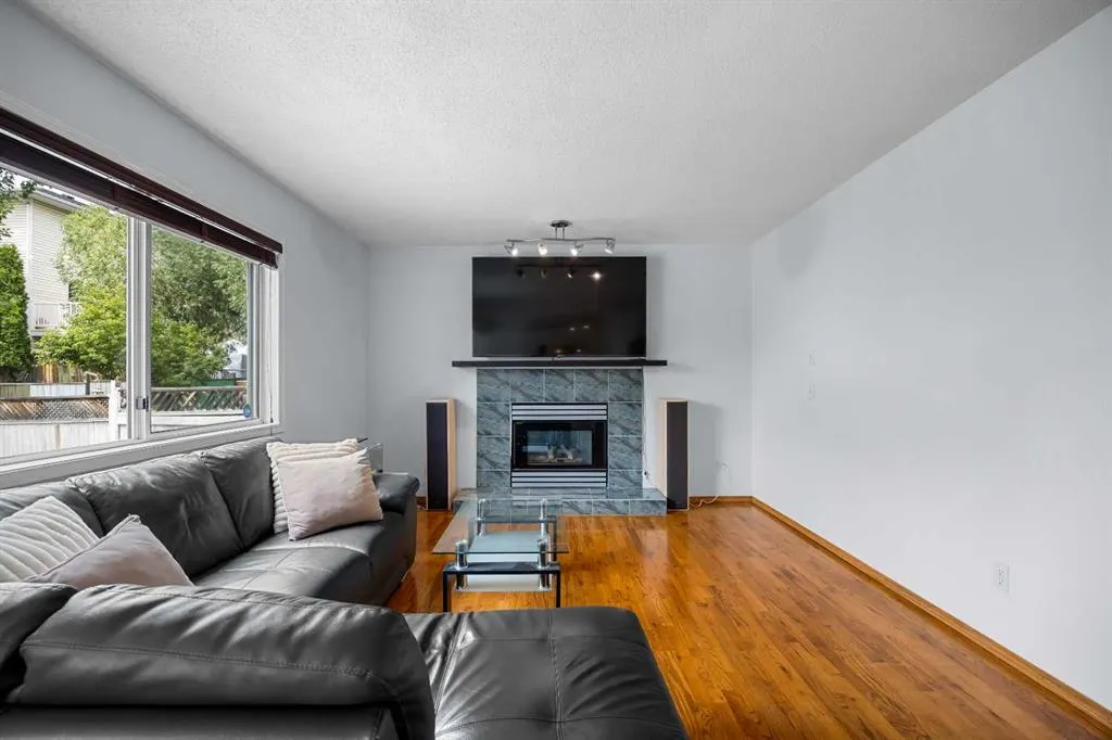 240 Arbour Ridge Way NW