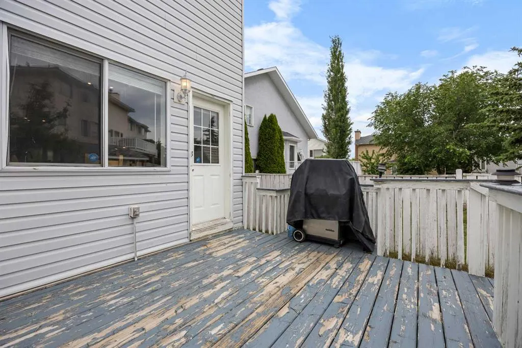 240 Arbour Ridge Way NW