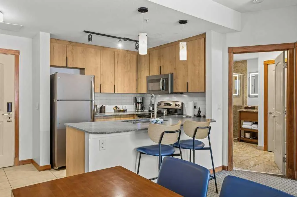 190 Kananaskis Way, #109