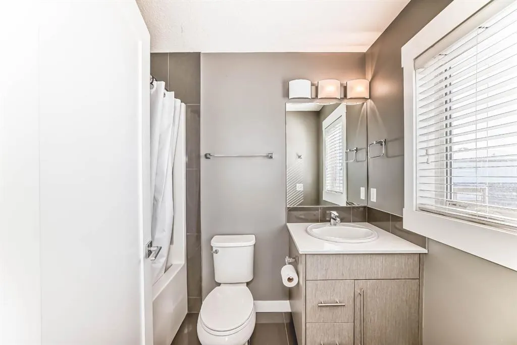 111 Rainbow Falls Gate, #52