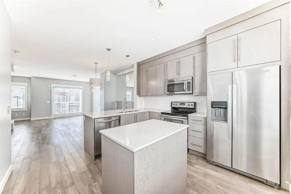 111 Rainbow Falls Gate, #52