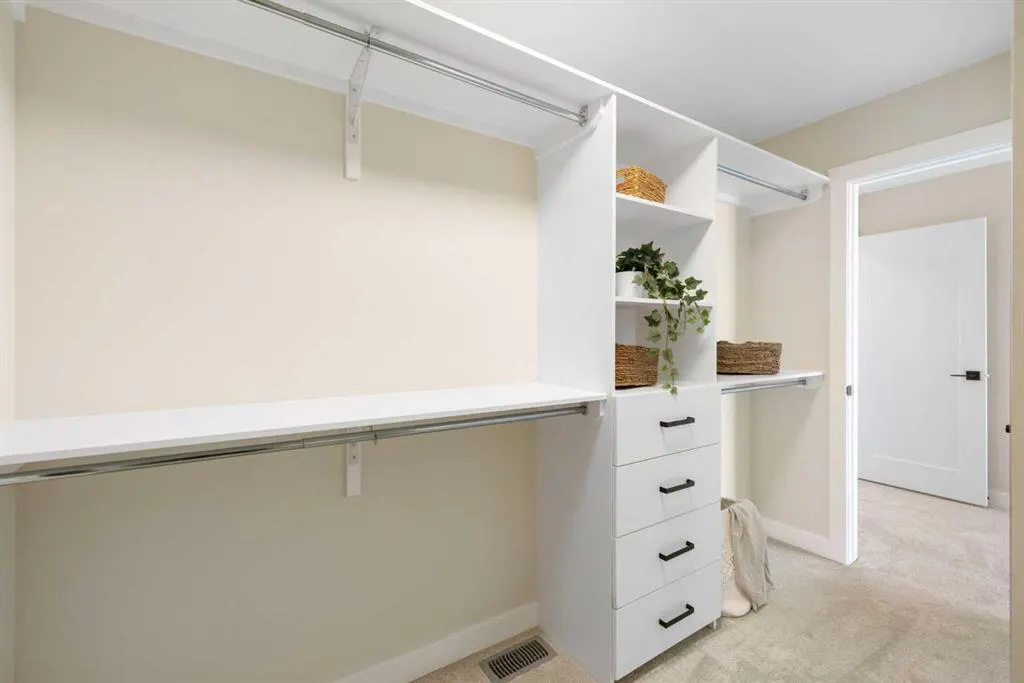 315 Kinniburgh Loop
