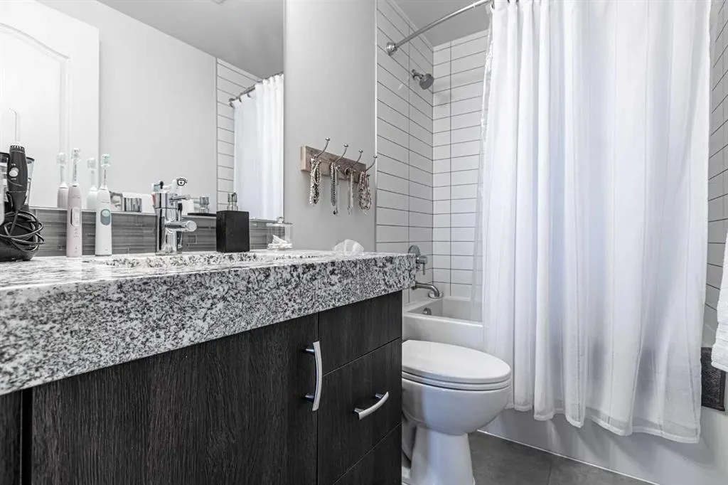 303 13 Avenue SW, #1802