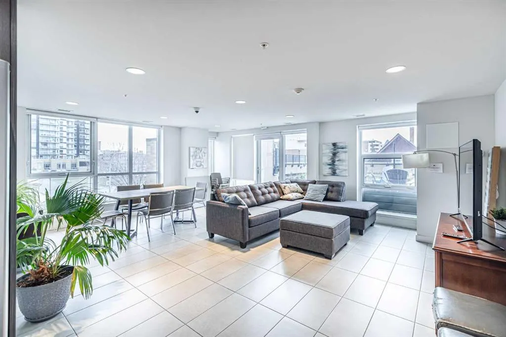 303 13 Avenue SW, #1802