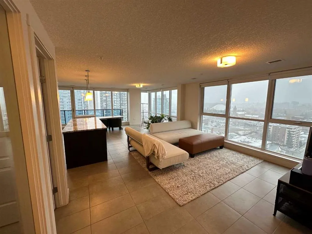 303 13 Avenue SW, #1802
