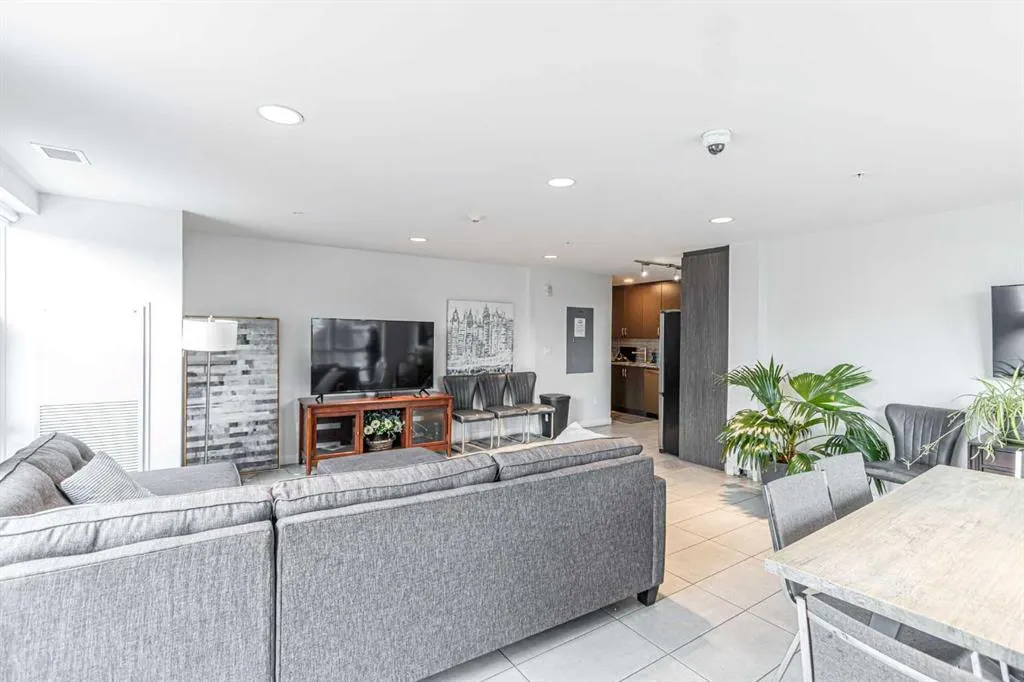303 13 Avenue SW, #1802