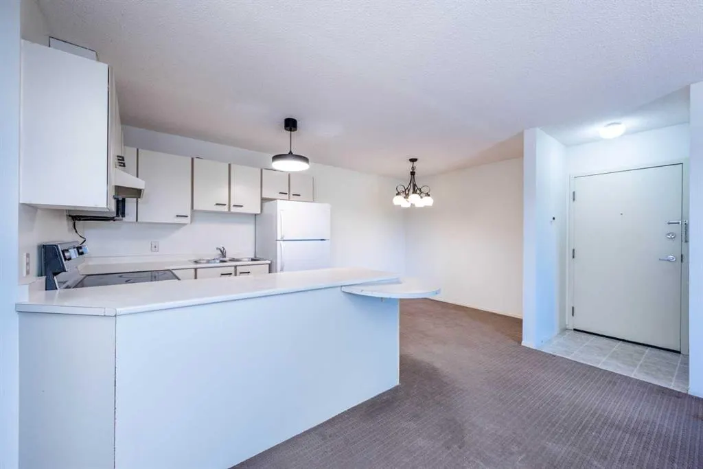 2932 Edenwold Heights NW, #.