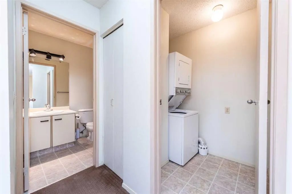 2932 Edenwold Heights NW, #.