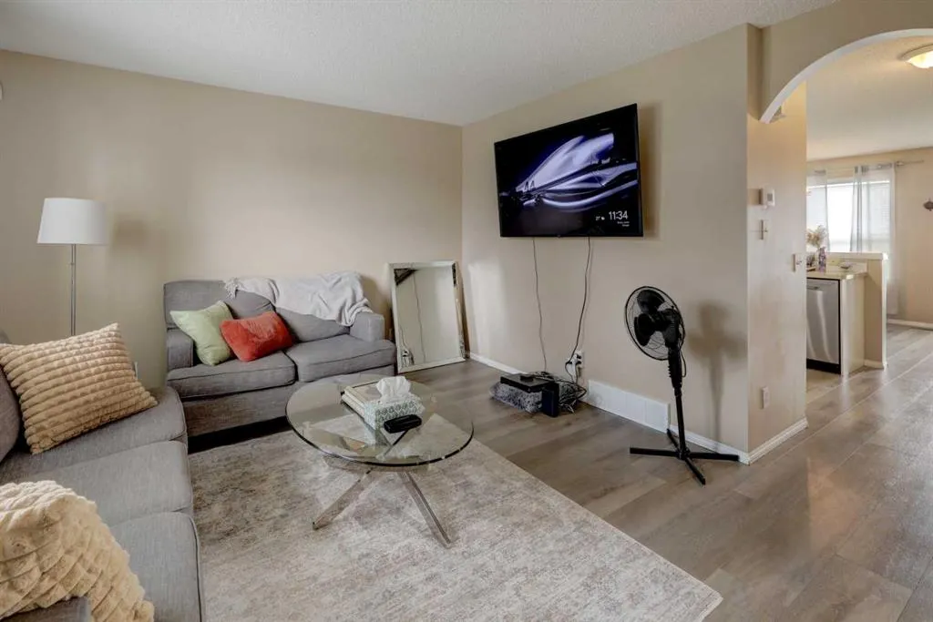 22 Tarington Landing NE