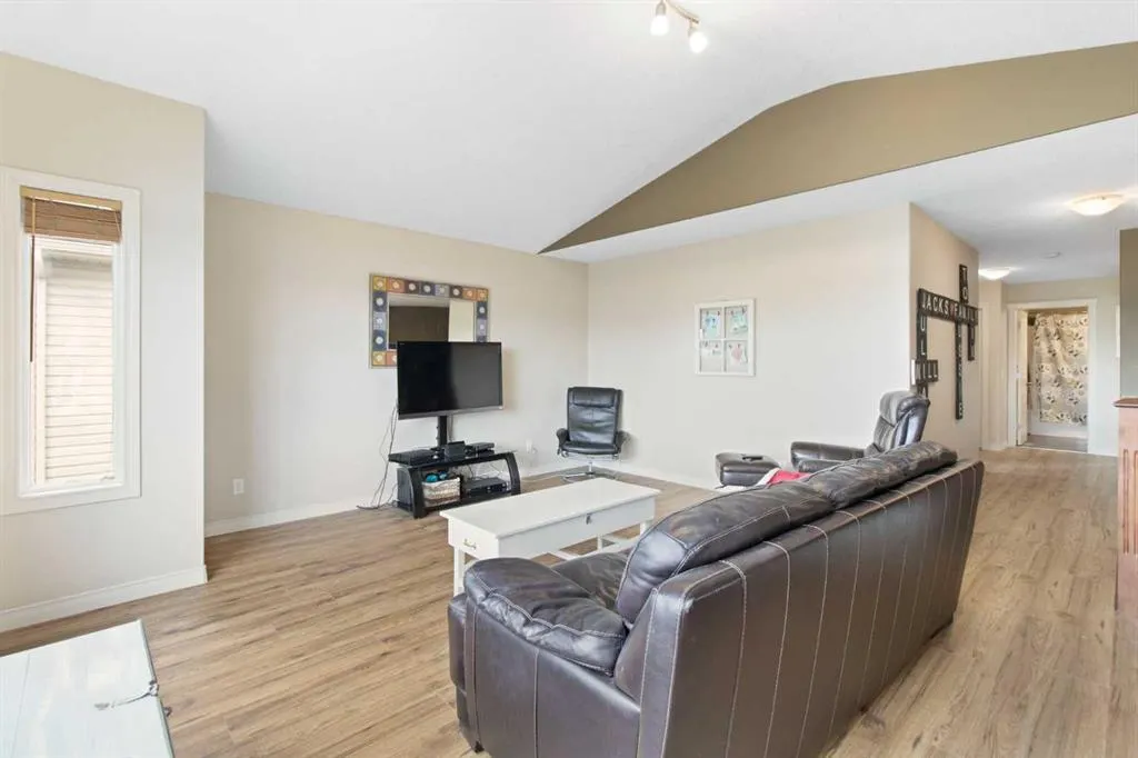 46 Westmount Circle