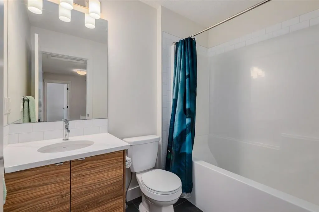 230 Seton Passage SE, #21