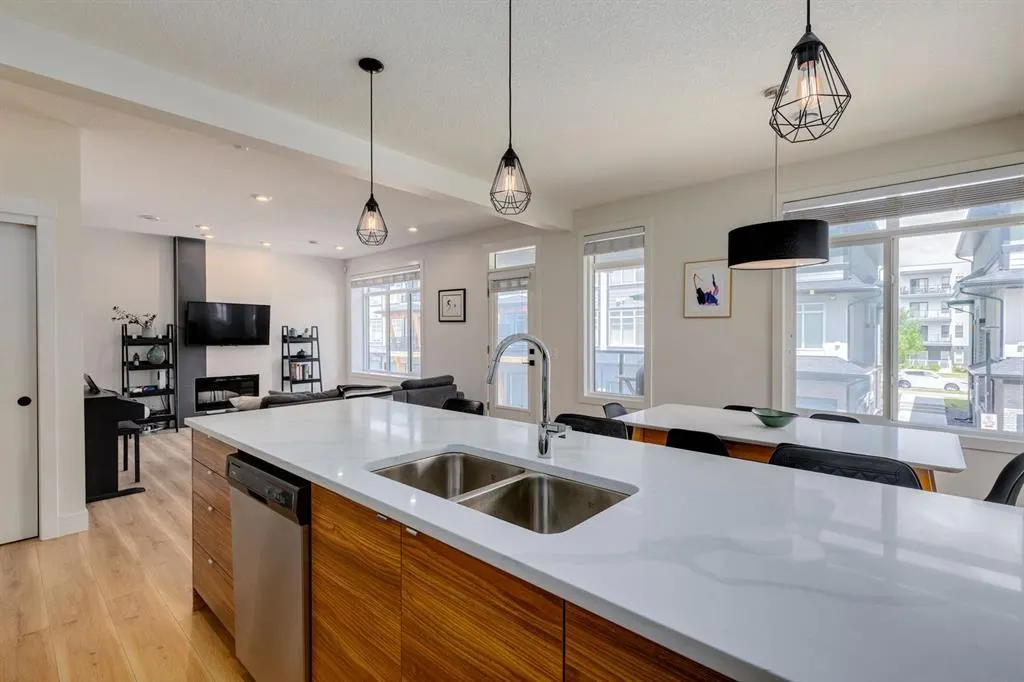 230 Seton Passage SE, #21