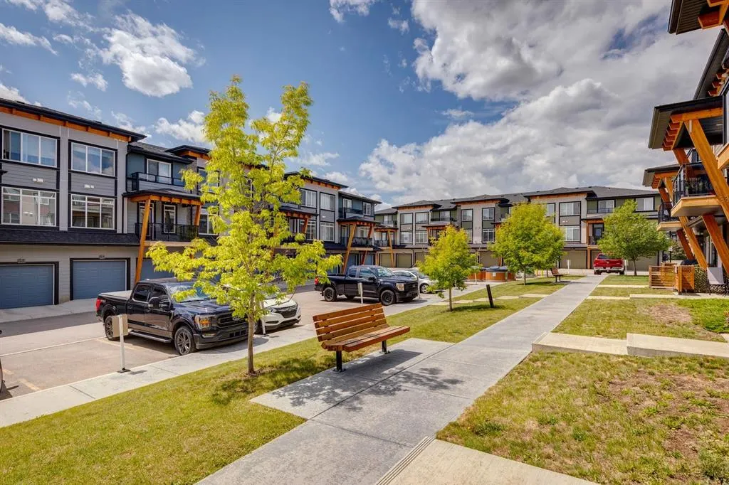 230 Seton Passage SE, #21