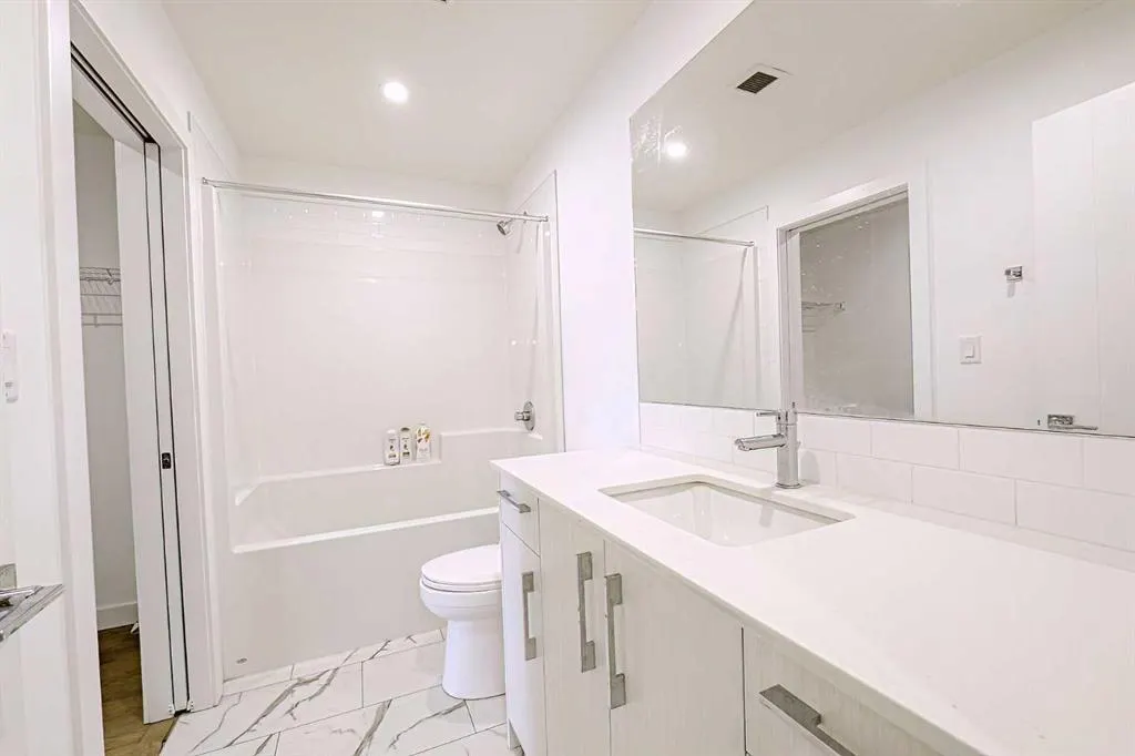 681 Savanna Boulevard NE, #2217