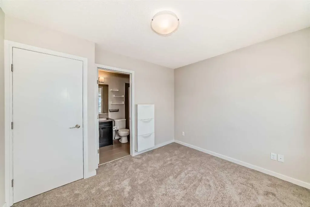 1115 Evansridge Common NW