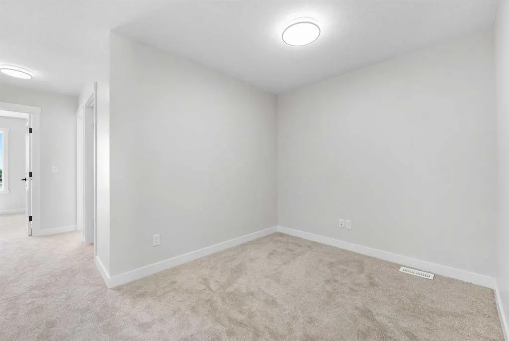 120 Belvedere Park SE