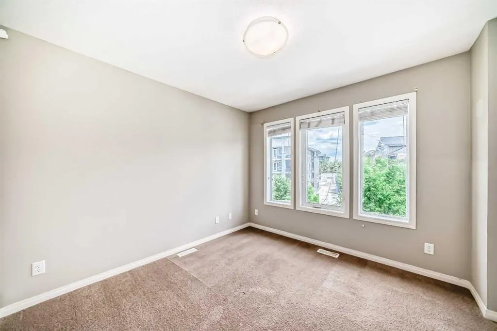 73 Auburn Meadows Way SE