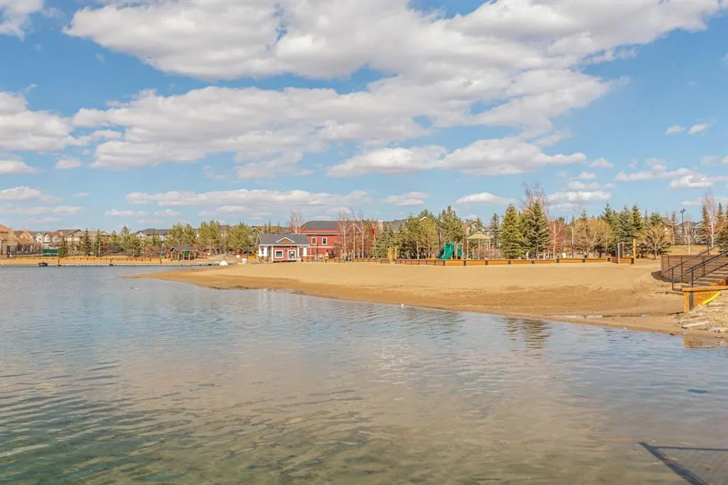 4 Auburn Sound Court SE