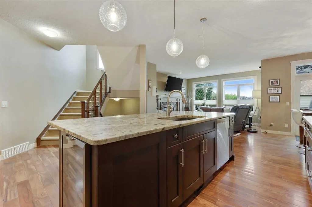 4 Auburn Sound Court SE
