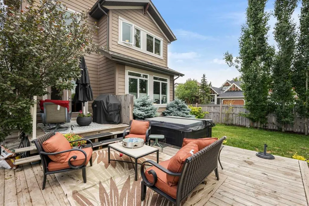 4 Auburn Sound Court SE