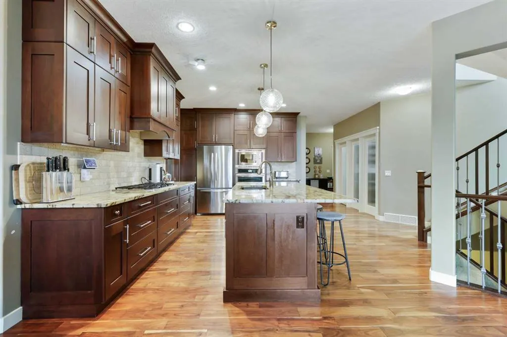 4 Auburn Sound Court SE