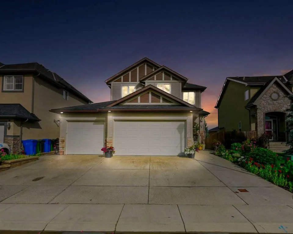 248 ASPENMERE Close