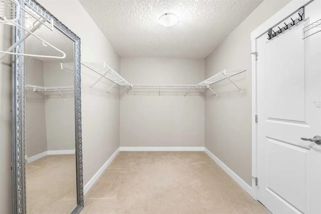 156 Rainbow Falls Manor