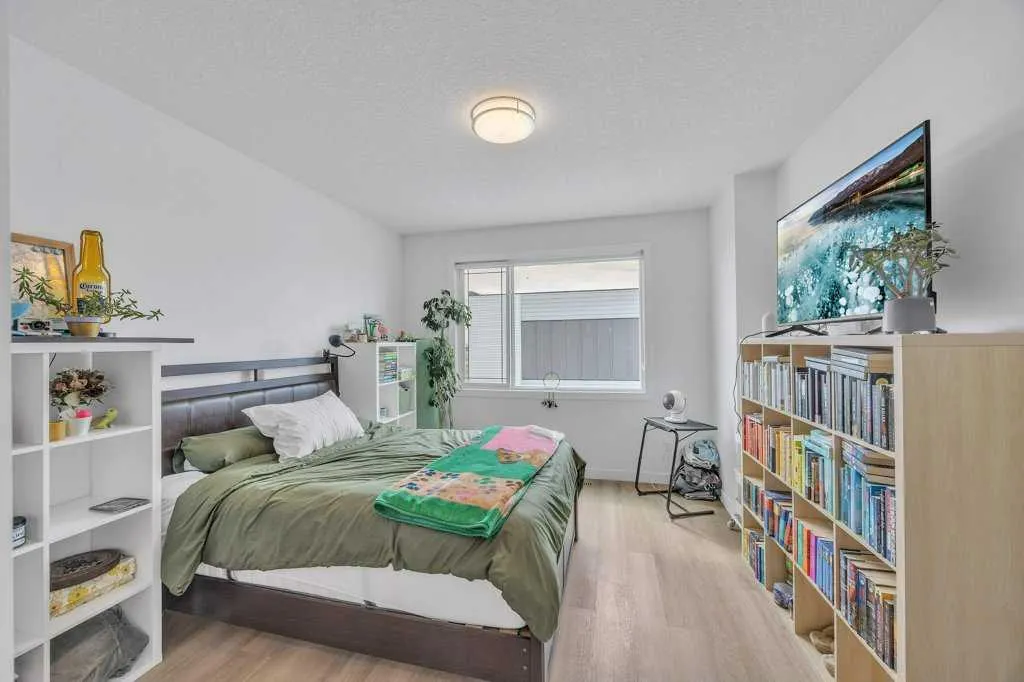 101 Panatella Square NW, #701