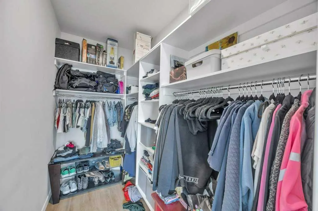 101 Panatella Square NW, #701
