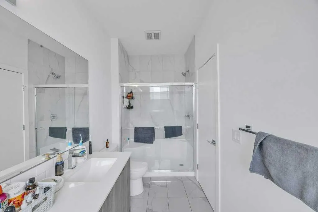 101 Panatella Square NW, #701