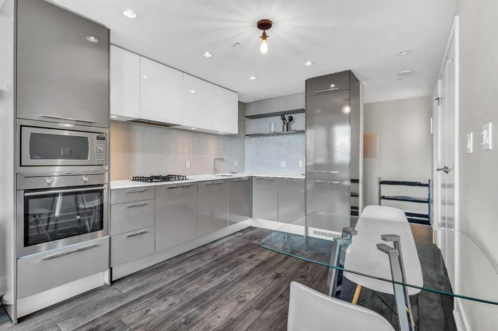 901 10 Avenue SW, #2101