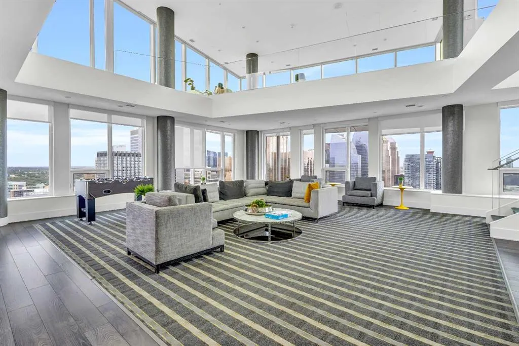 901 10 Avenue SW, #2101
