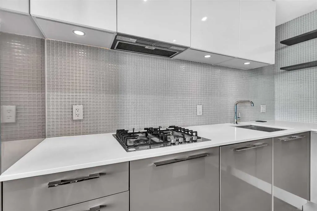 901 10 Avenue SW, #2101