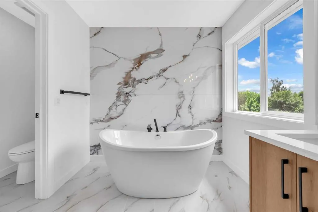 126 Oakmere Point