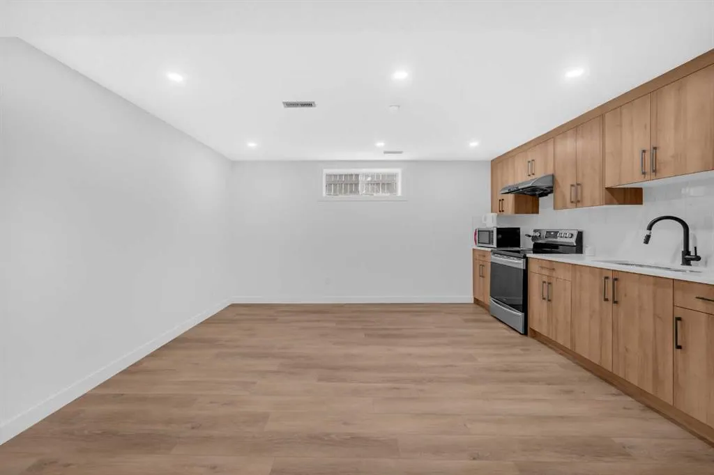 126 Oakmere Point