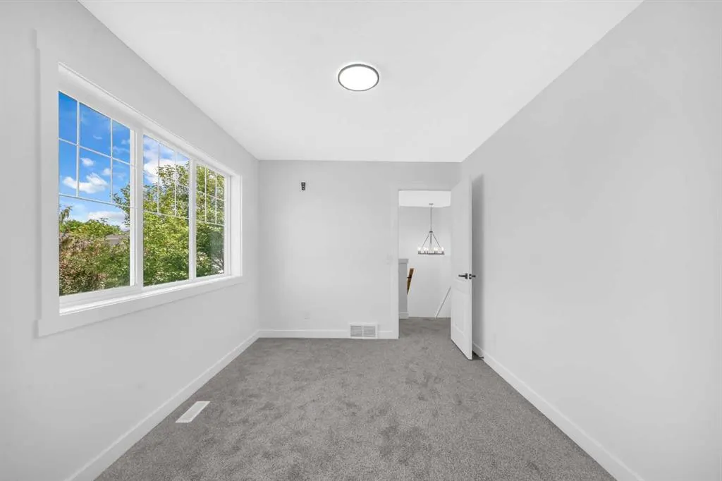 126 Oakmere Point