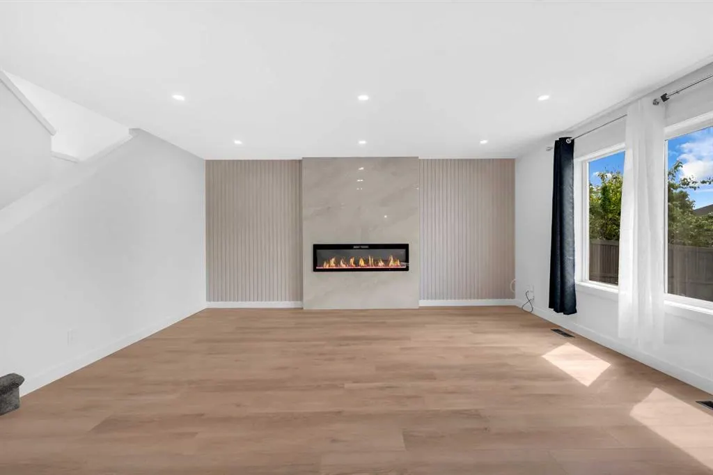 126 Oakmere Point