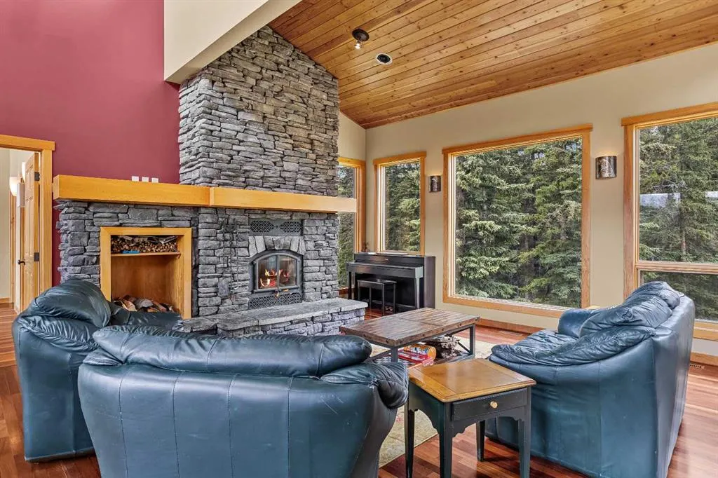 214 Eagle Point