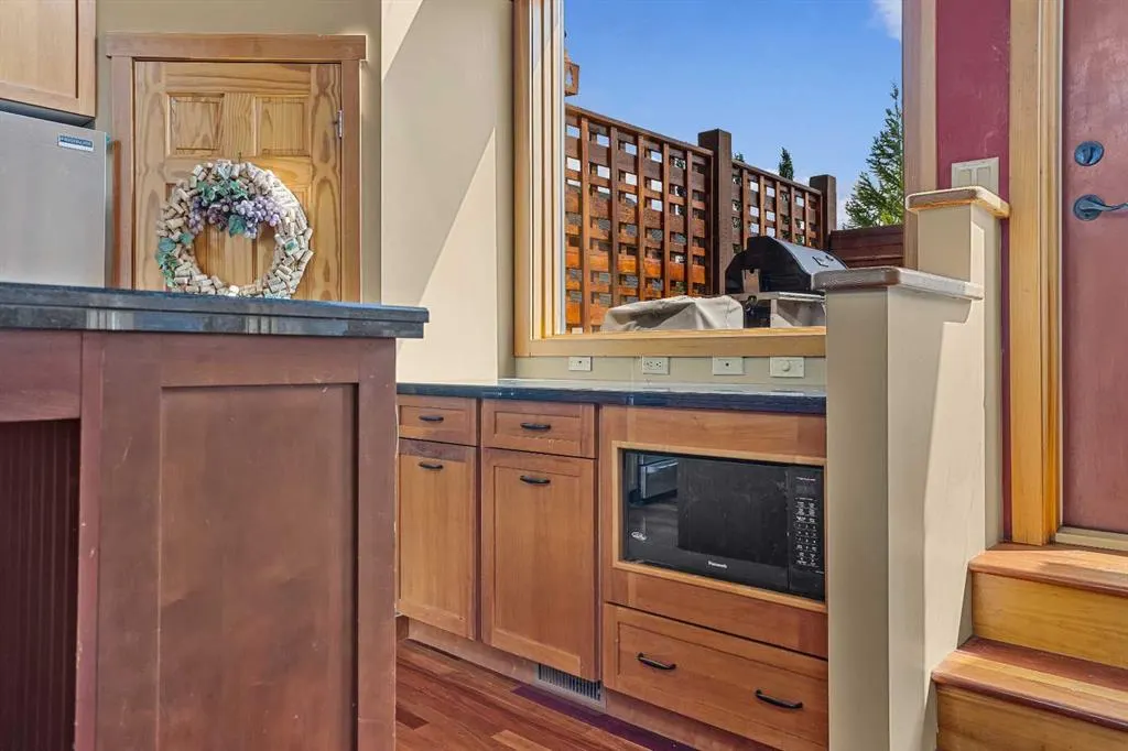 214 Eagle Point