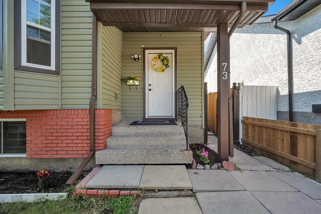 73 Taraglen Road NE