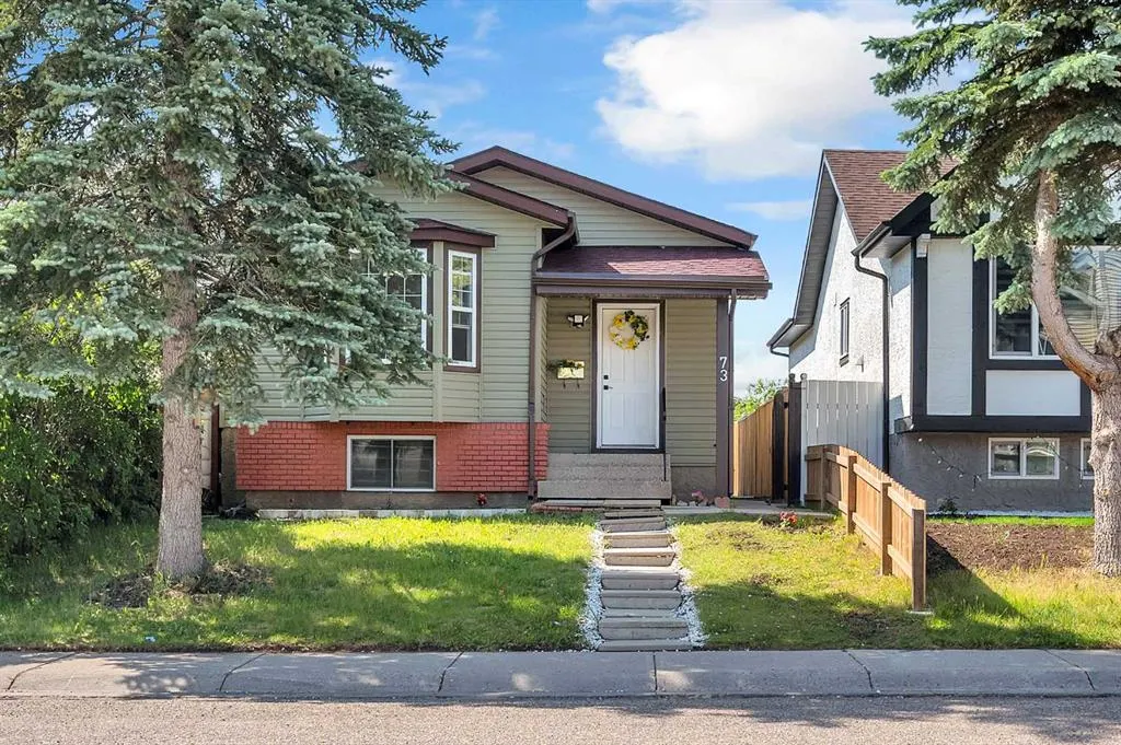 73 Taraglen Road NE