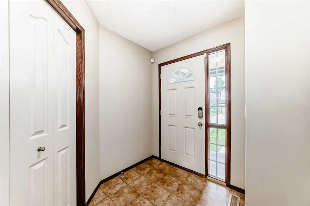 49 Sage Valley Manor NW