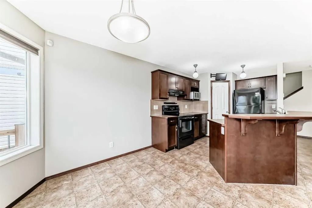 49 Sage Valley Manor NW