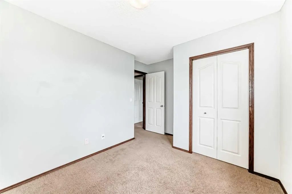 49 Sage Valley Manor NW