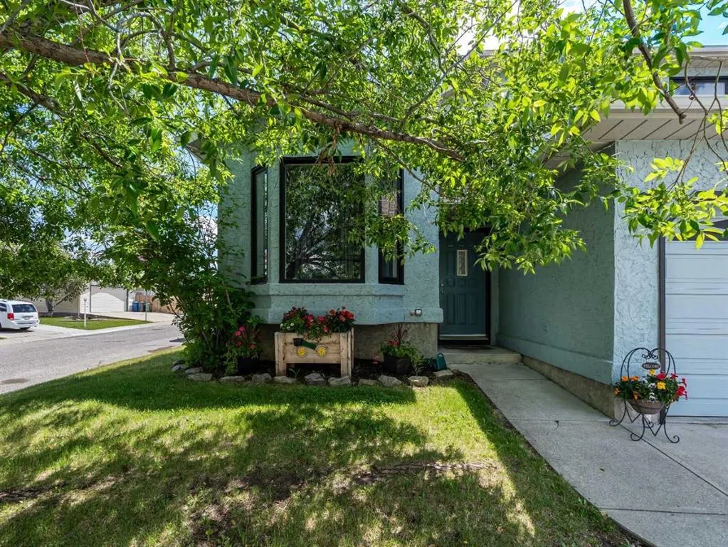 9 Hunters Mews