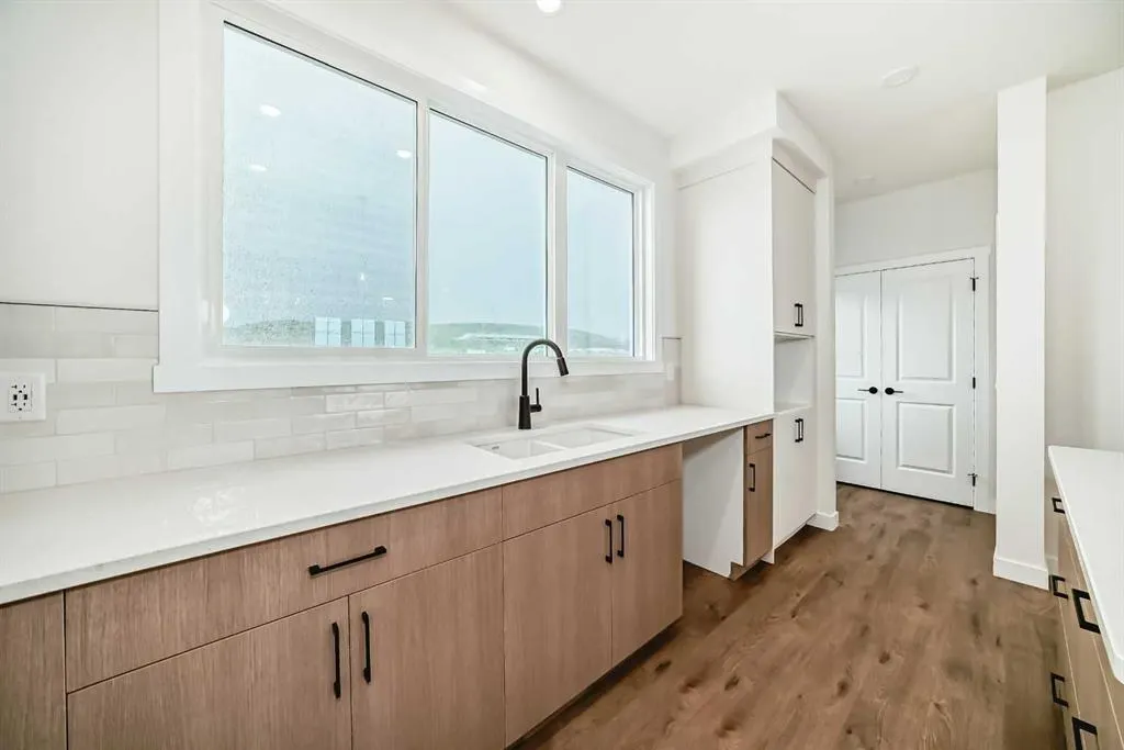 426 Heartland Way