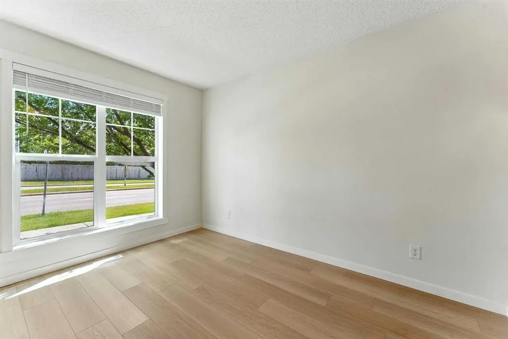 101 Sunset Drive, #715