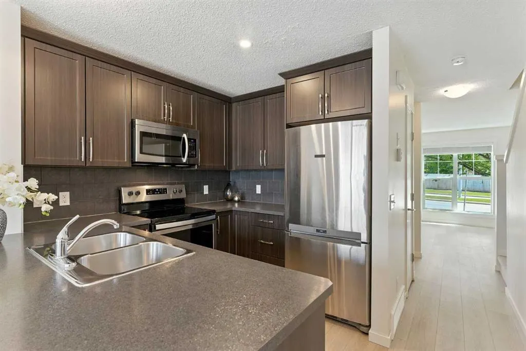101 Sunset Drive, #715